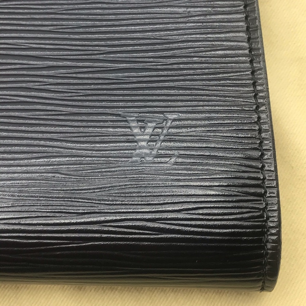 Louis Vuitton Epi Pochette Clutch Wristlet Pouch - Picture 9 of 15